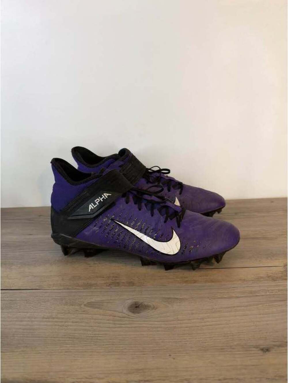 Nike Alpha Menace Pro 2 Mid Football Cleats Size 11 Purple Black AO2091-501
